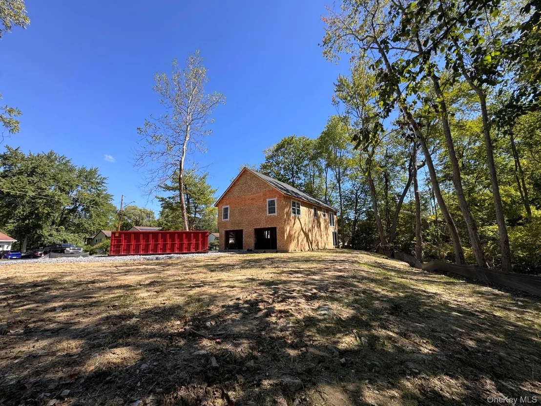 Photo of 24 Deer Run Road