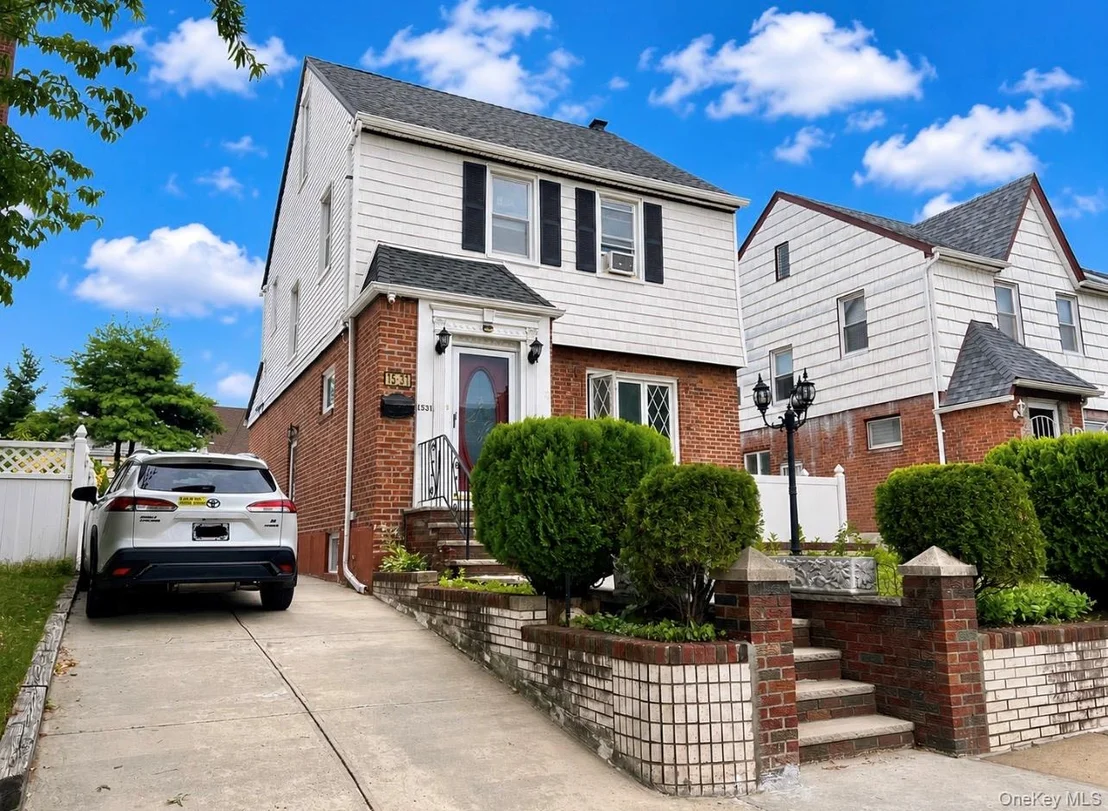 Photo of 1531 145th Place