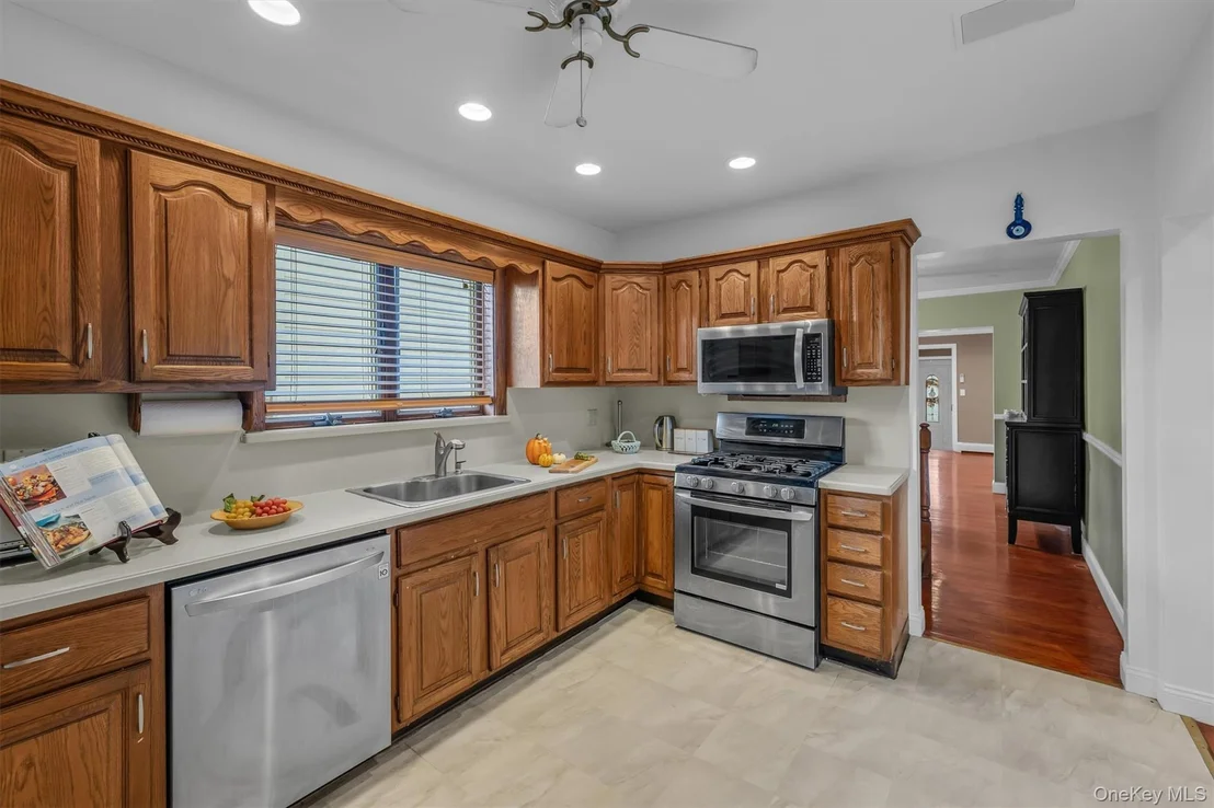 Photo of 95 Liberty Boulevard