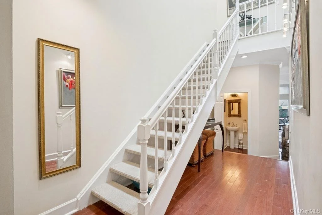 Photo of 8 Waterside Close