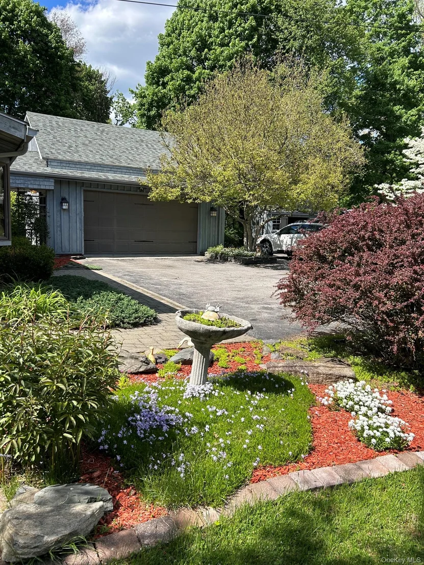 Photo of 30 Daisy Lane