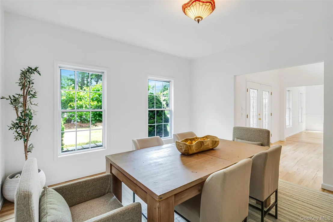 Photo of 17 Esplanade Drive