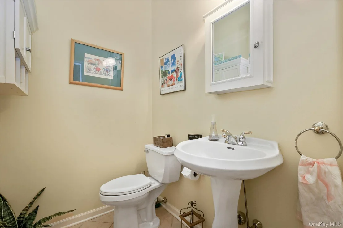 Photo of 20 Parkview Circle