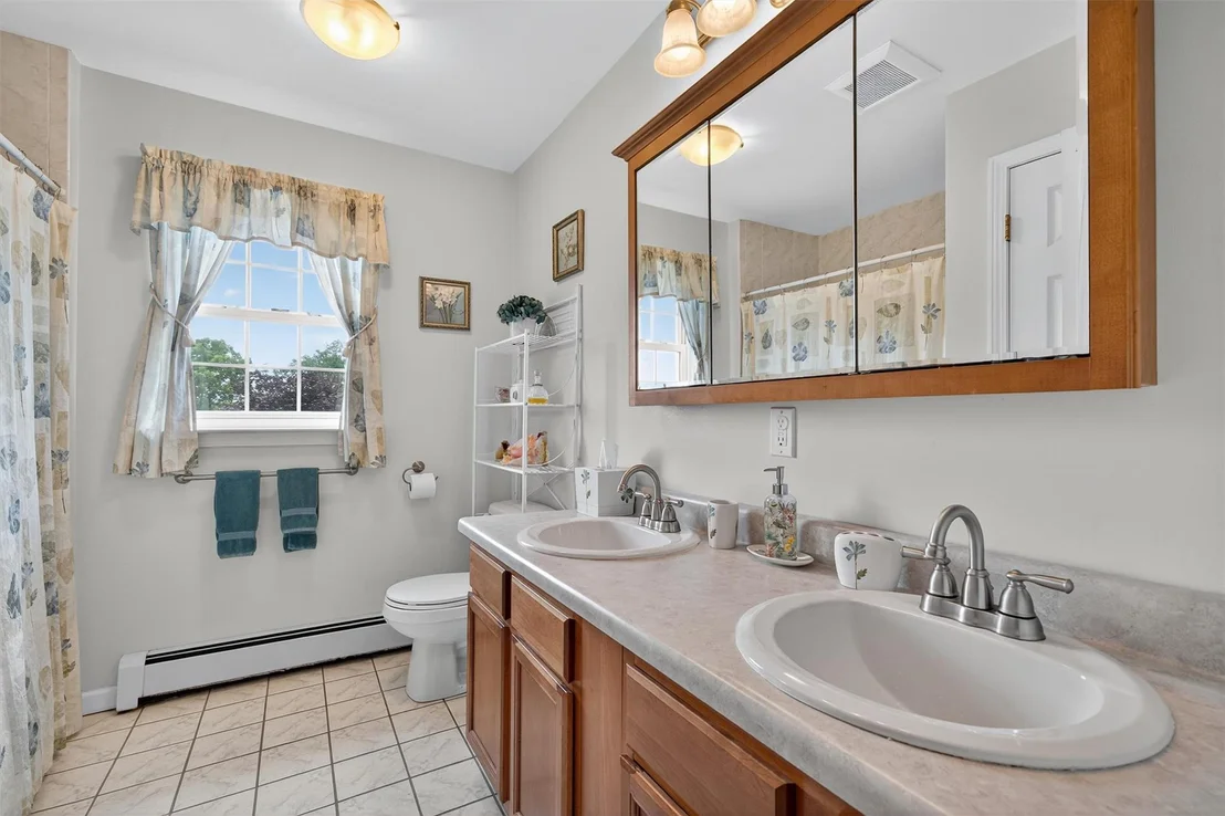 Photo of 398 Cosh Road