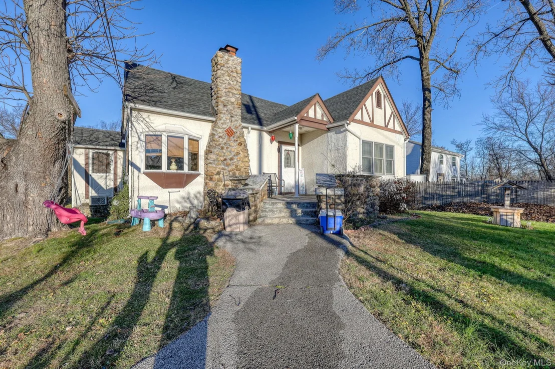 Photo of 6 Willow Street