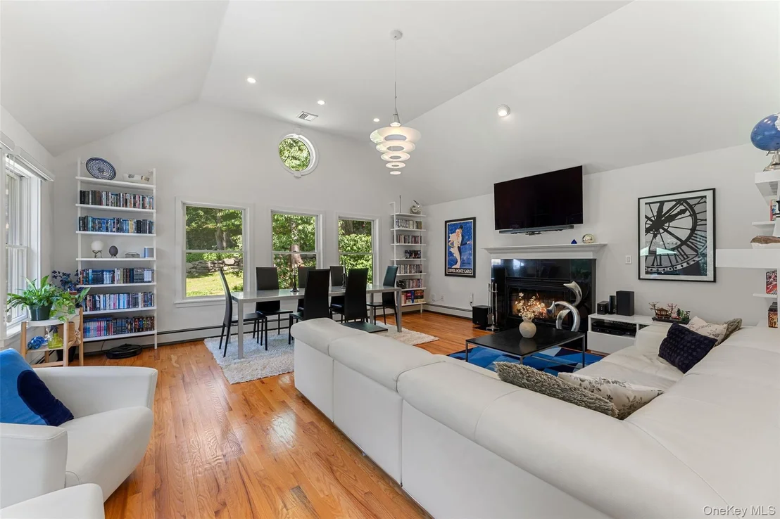 Photo of 57 Riverview Road