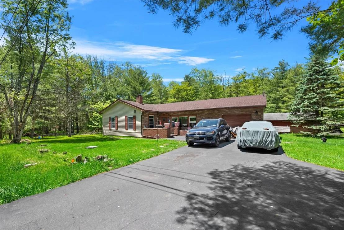 Photo of 62 Stefanyk Road