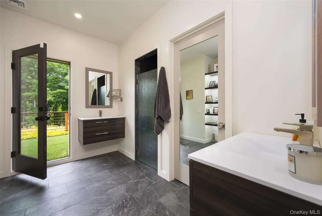 Photo of 215 Smith Road