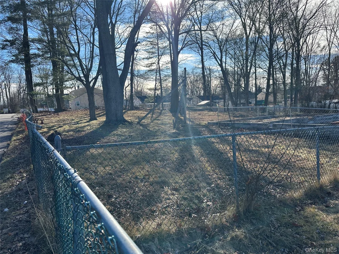 Photo of 22 Tomahawk Drive