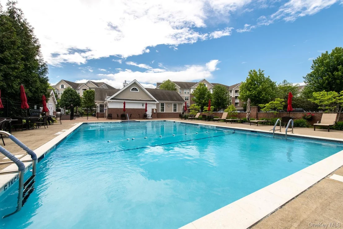 Photo of 734 Regency Drive