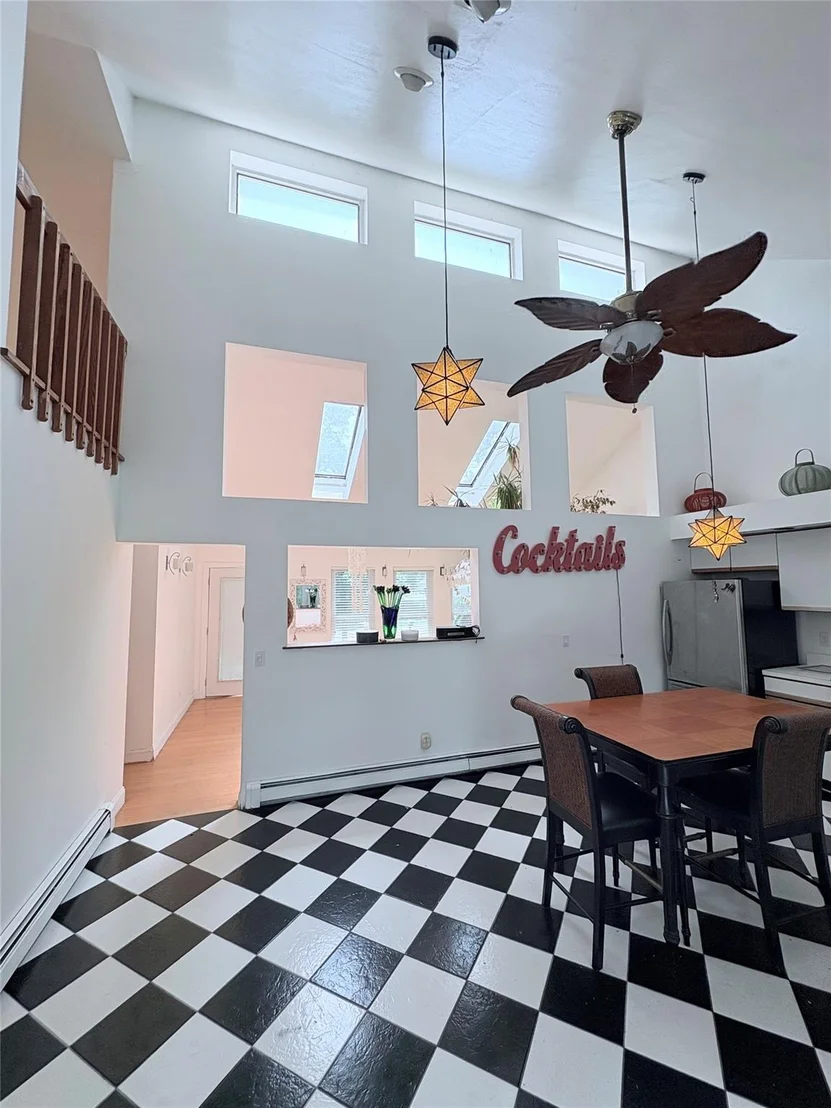 Photo of 257 Wavecrest Drive