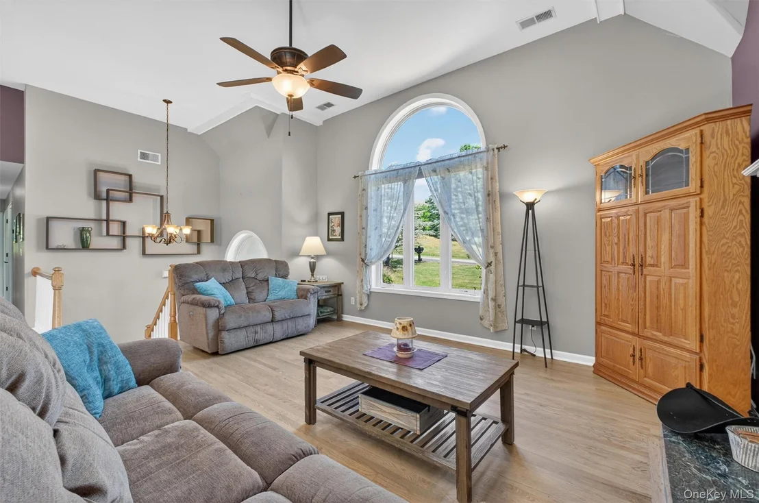Photo of 201 Candlestick Hill Road