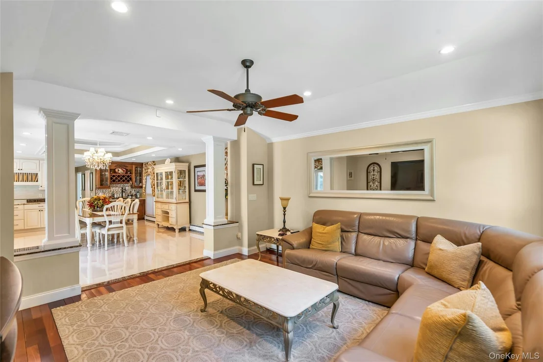 Photo of 6 Averly Place
