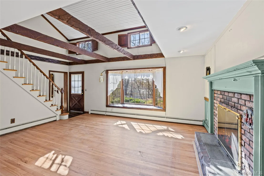Photo of 91 Quaker Path