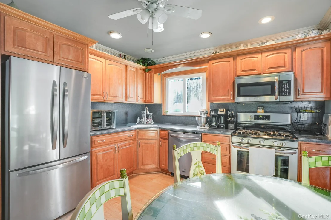 Photo of 7 Russ Place