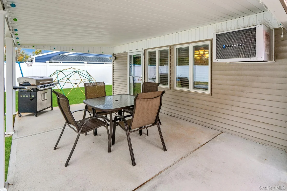 Photo of 200 Willowood Drive