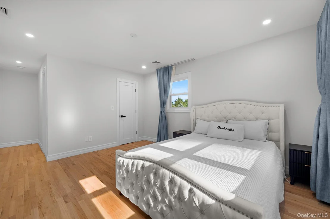 Photo of 20 Chestnut Drive