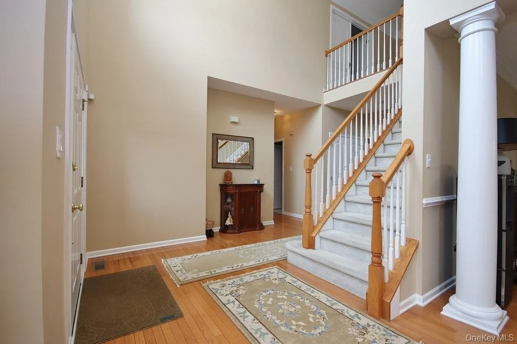 Photo of 216 Roosevelt Drive