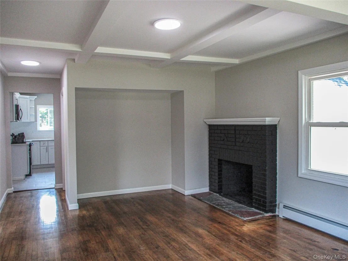 Photo of 554 Mill Road