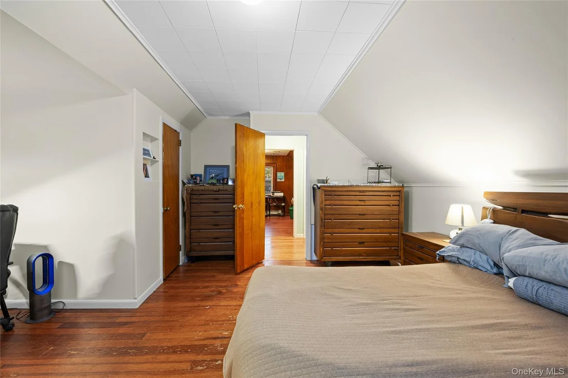 Photo of 7 W Elm Street