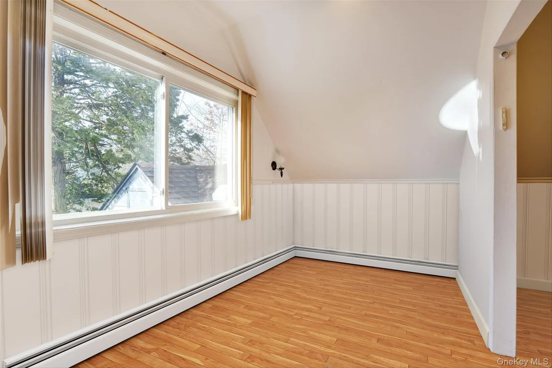 Photo of 69A Warwick Road