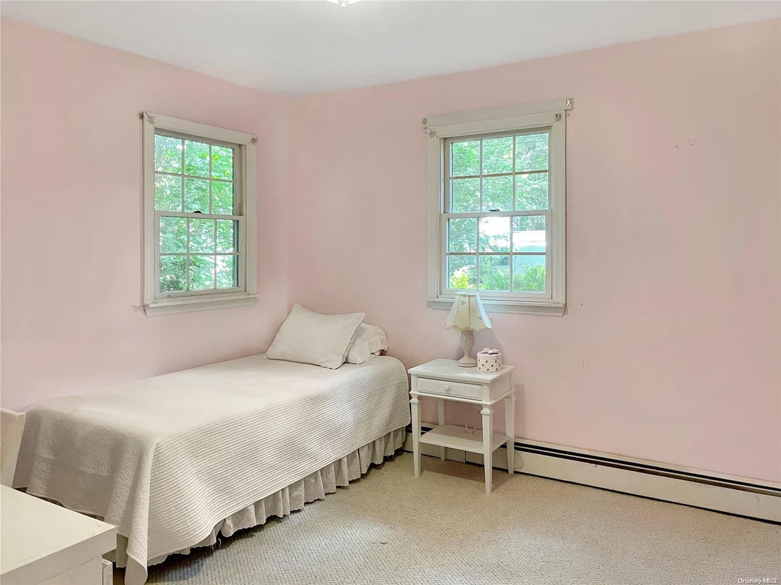 Photo of 85 Maple Avenue