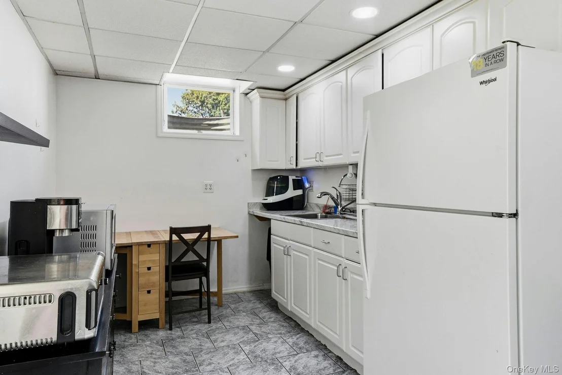 Photo of 35 Dennis Lane