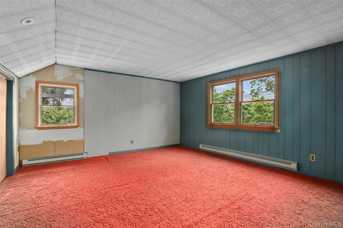 Photo of 6 Agate Avenue