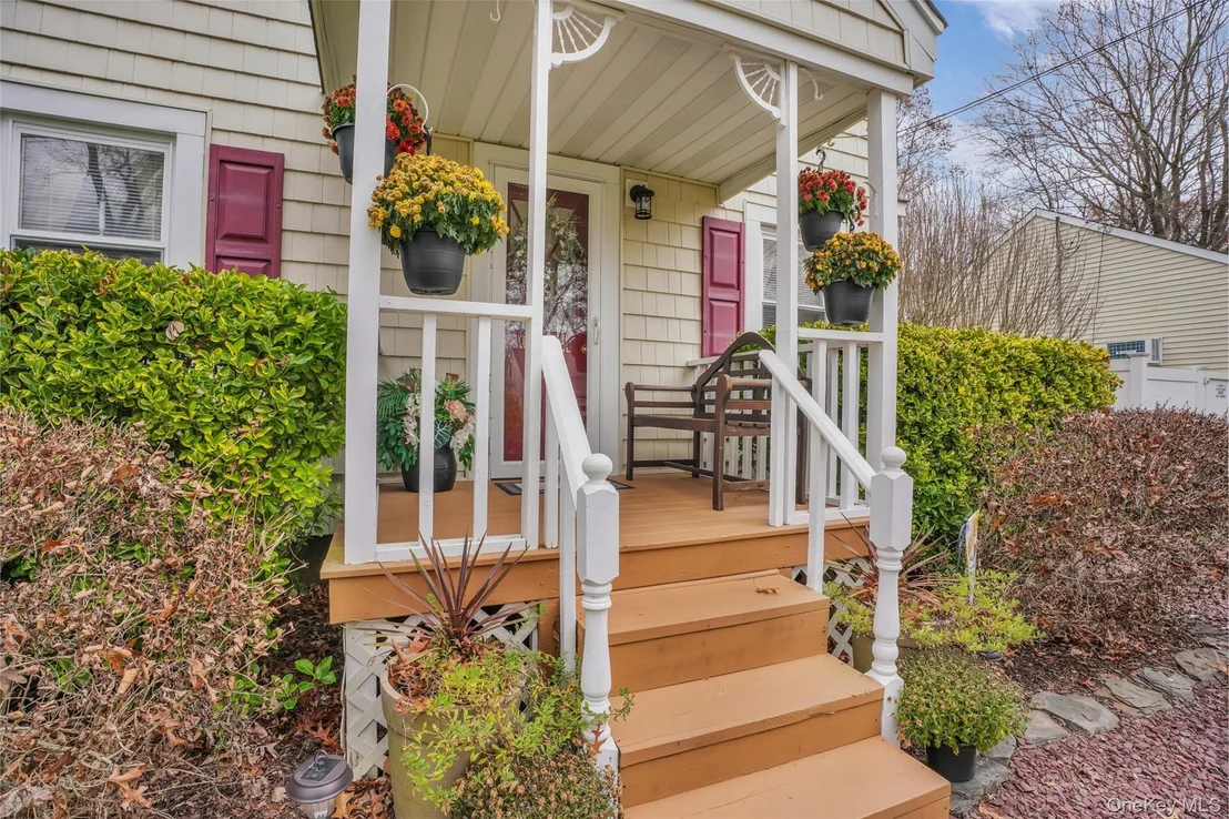 Photo of 103 Wauwepex Trail