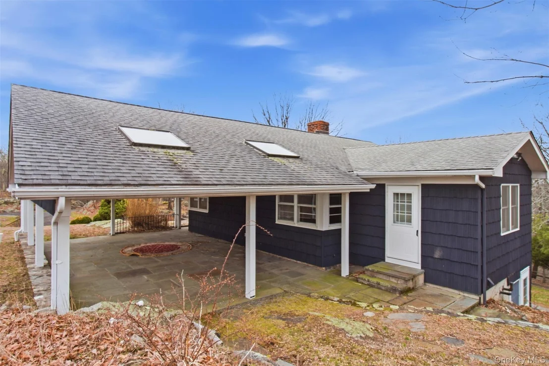 Photo of 27 Allapartus Circle