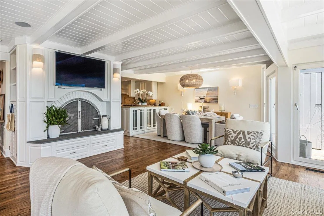 Photo of 291 Dune Road