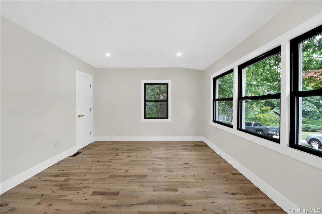 Photo of 81 Ridge Road