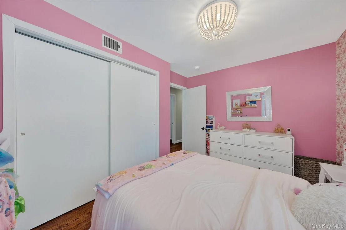 Photo of 15 Laffin Lane