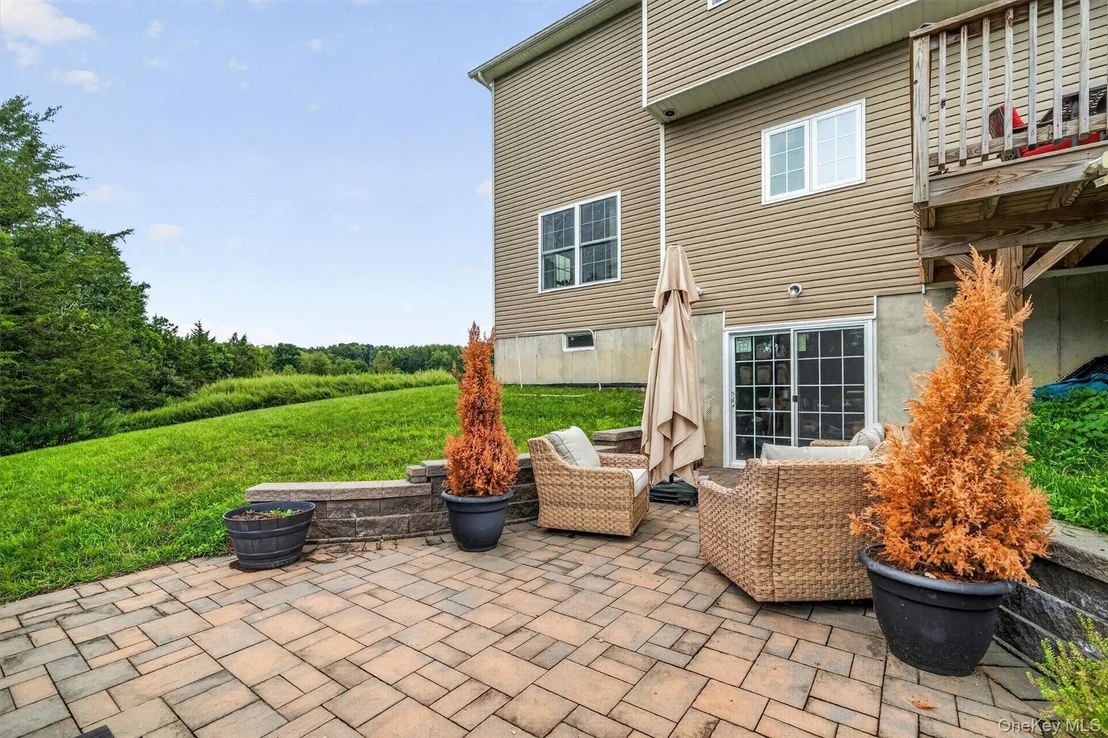 Photo of 20 Mountainside Drive
