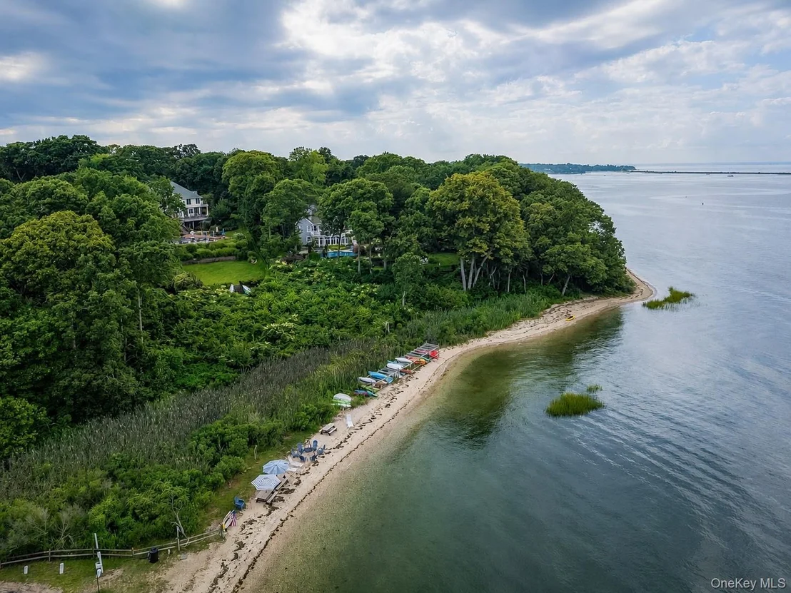 Photo of 18 Walnut Avenue