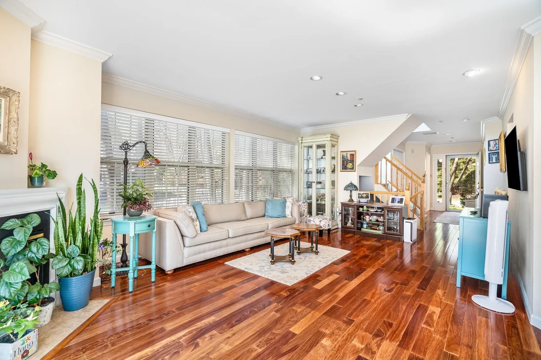 Photo of 301 Pondside Drive