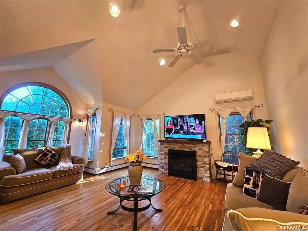 Photo of 10 Phyllis Road