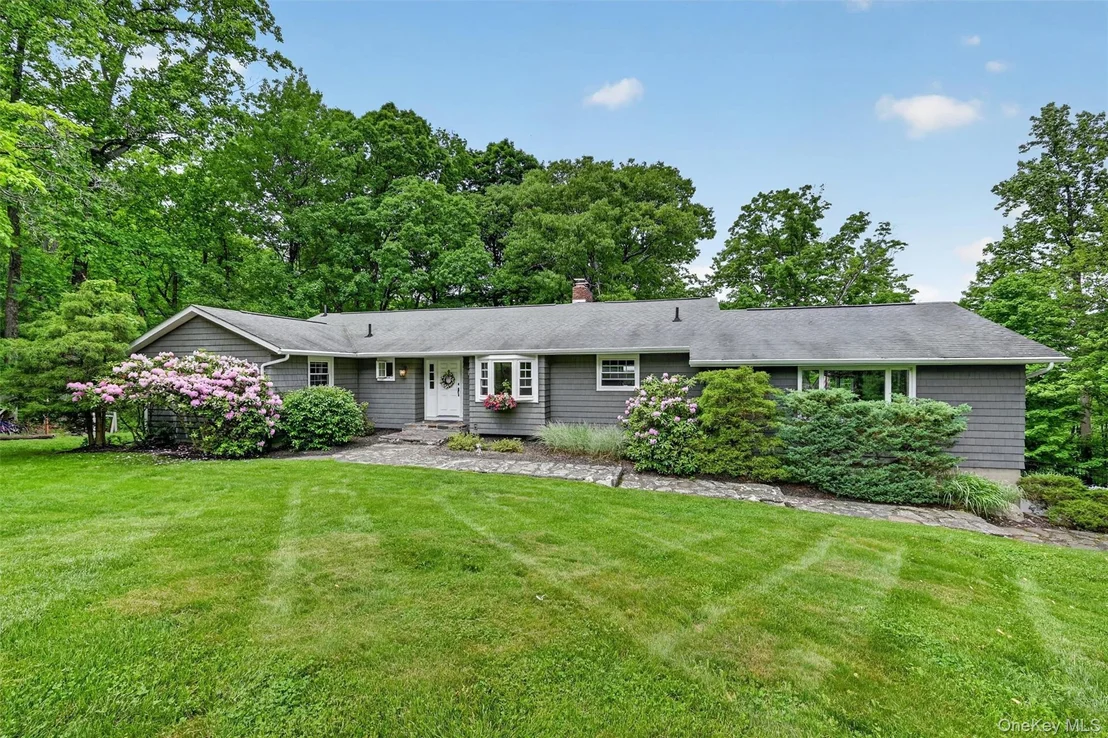 Photo of 8 Mountain Brook Road