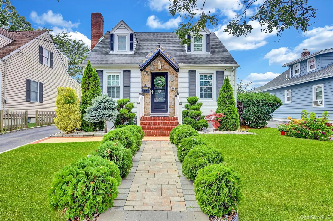 Photo of 48 Saint Marks Avenue