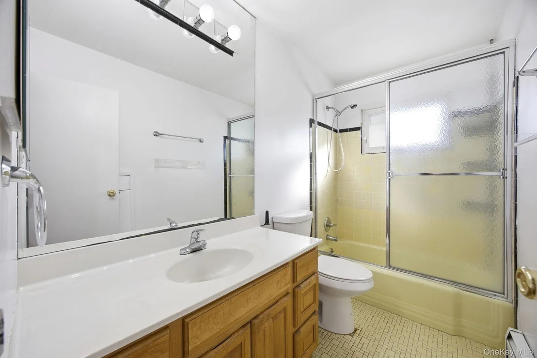 Photo of 87 Executive Drive