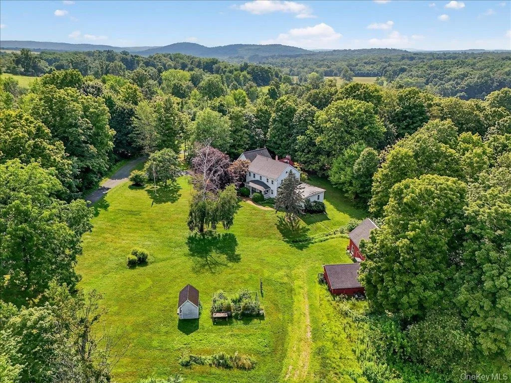 Photo of 121 Valley Farm Road