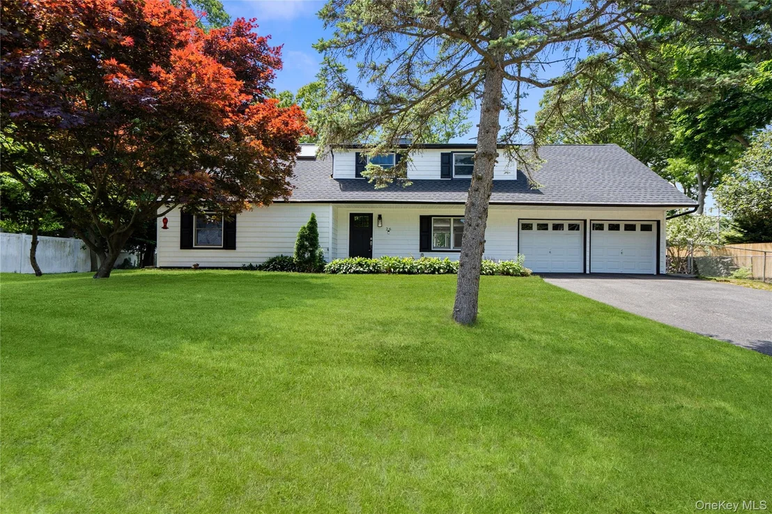Photo of 26 Halfcircle Drive