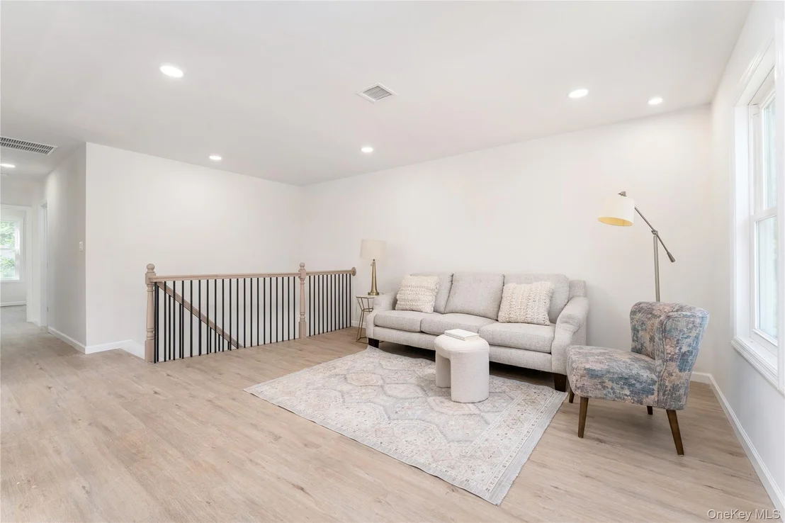 Photo of 8 Brush Road