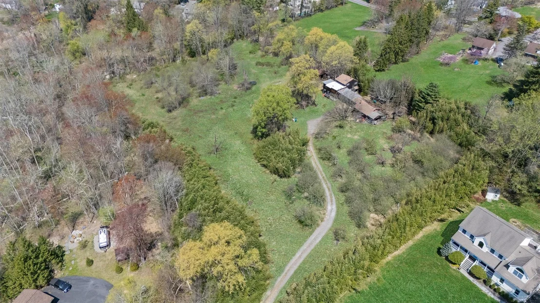 Photo of 20 Sun Hill Road