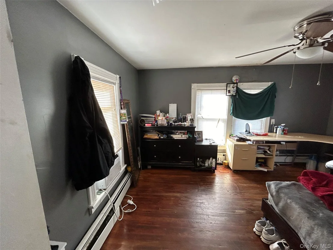 Photo of 226 Sweezy Avenue