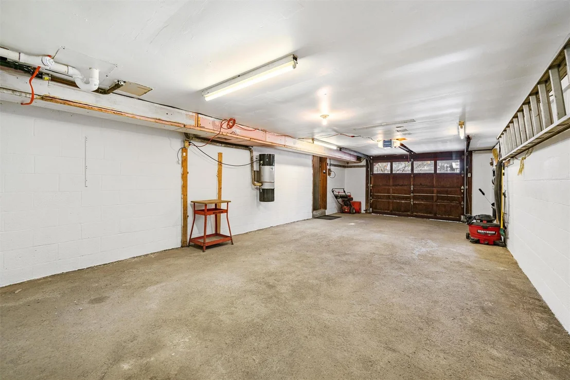 Photo of 144 Lakes Road