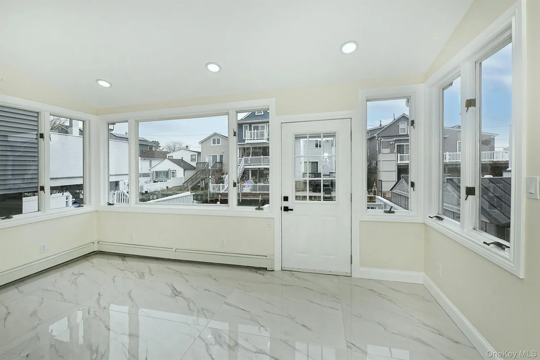 Photo of 116 Beach Avenue