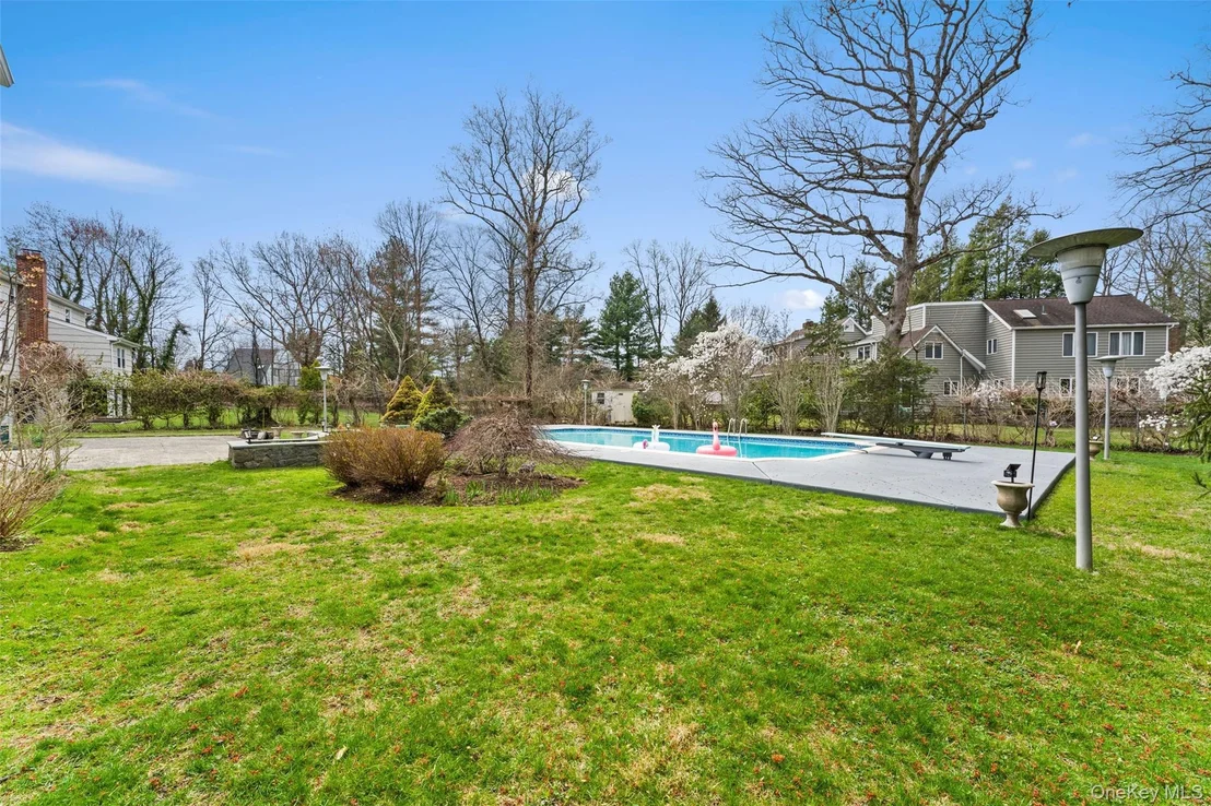 Photo of 10 Cherry Lane