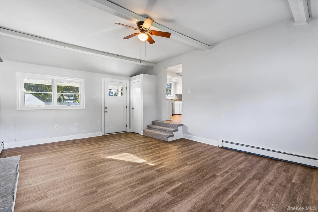 Photo of 10 Sunset Drive