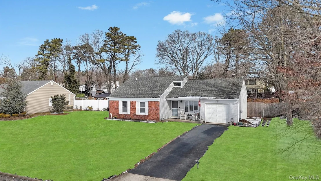 Photo of 17 Groton Lane